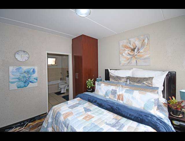 1 BEDROOM APARTMENT FOR SALE IN FERNDALE
